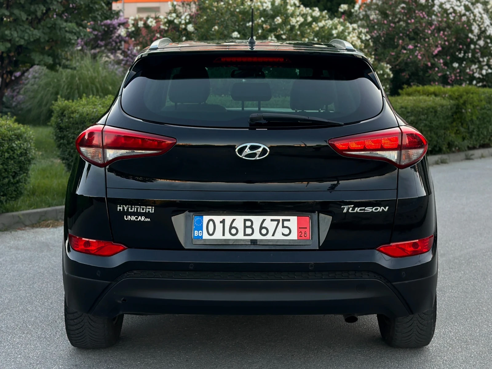 Hyundai Tucson 1.7 CRDI 102, 000 KM | ГАРАНЦИЯ, снимка 3 - Автомобили и джипове - 55482572