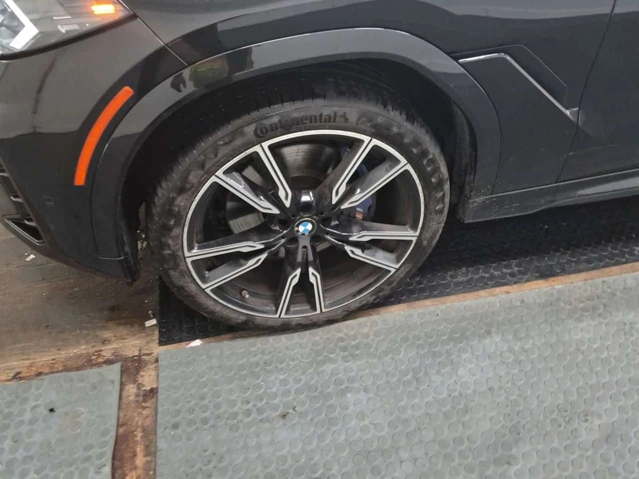 BMW X6  XDRIVE40I / HUD / 360 / DISTRONIC / 2 КЛЮЧА , снимка 8 - Автомобили и джипове - 55642204