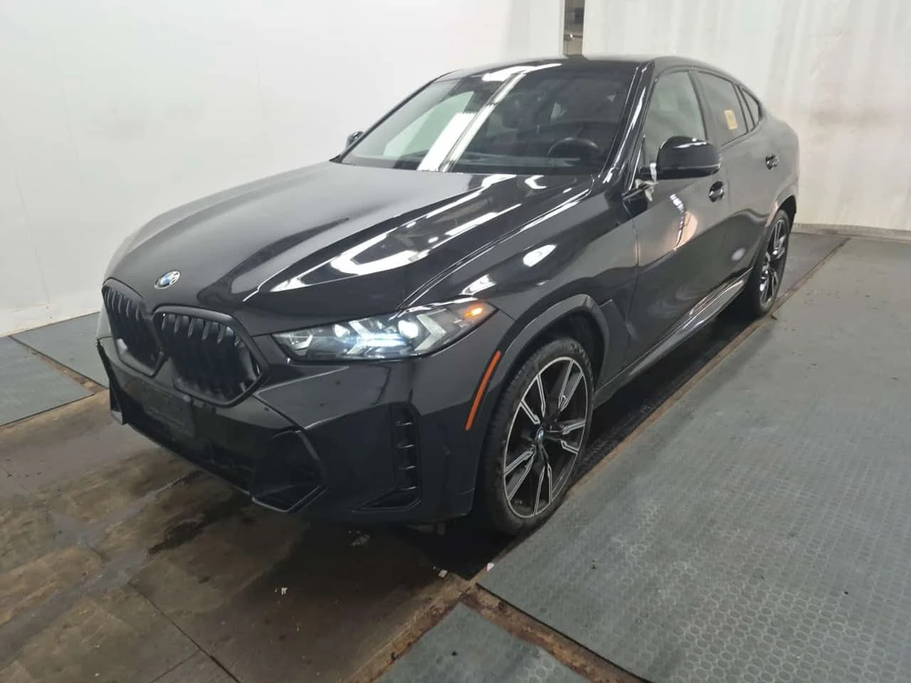 BMW X6  XDRIVE40I / HUD / 360 / DISTRONIC / 2 КЛЮЧА 