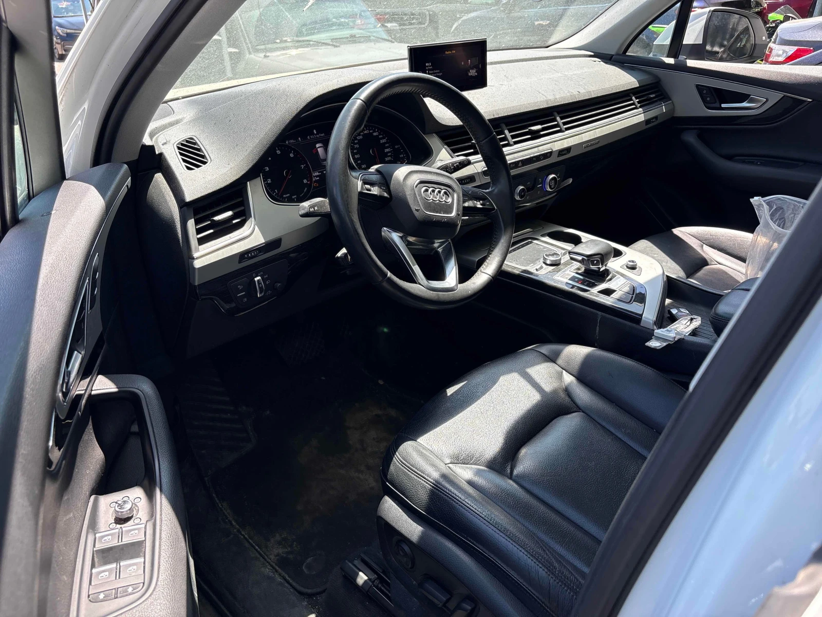 Audi Q7 * АВТОКРЕДИТ * ГЛАВНО ПРЕДСТАВИТЕЛСТВО, снимка 7 - Автомобили и джипове - 55978277