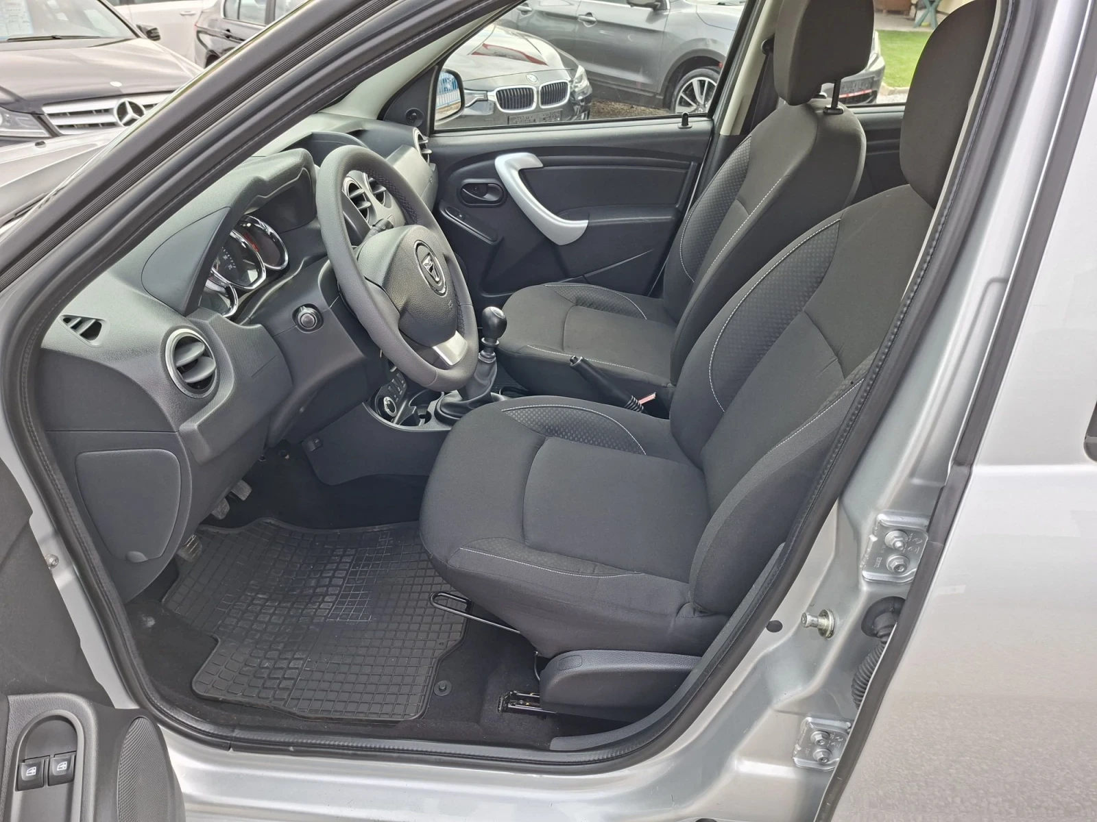 Dacia Duster 1.6I 105��.6��.�6 4�4  | Mobile.bg � ����������� 9