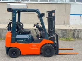 Мотокар Toyota 1.8 Тона / Газ - Бензин / Климатик / Изравнител, снимка 6