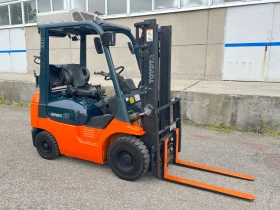 Мотокар Toyota 1.8 Тона / Газ - Бензин / Климатик / Изравнител, снимка 7