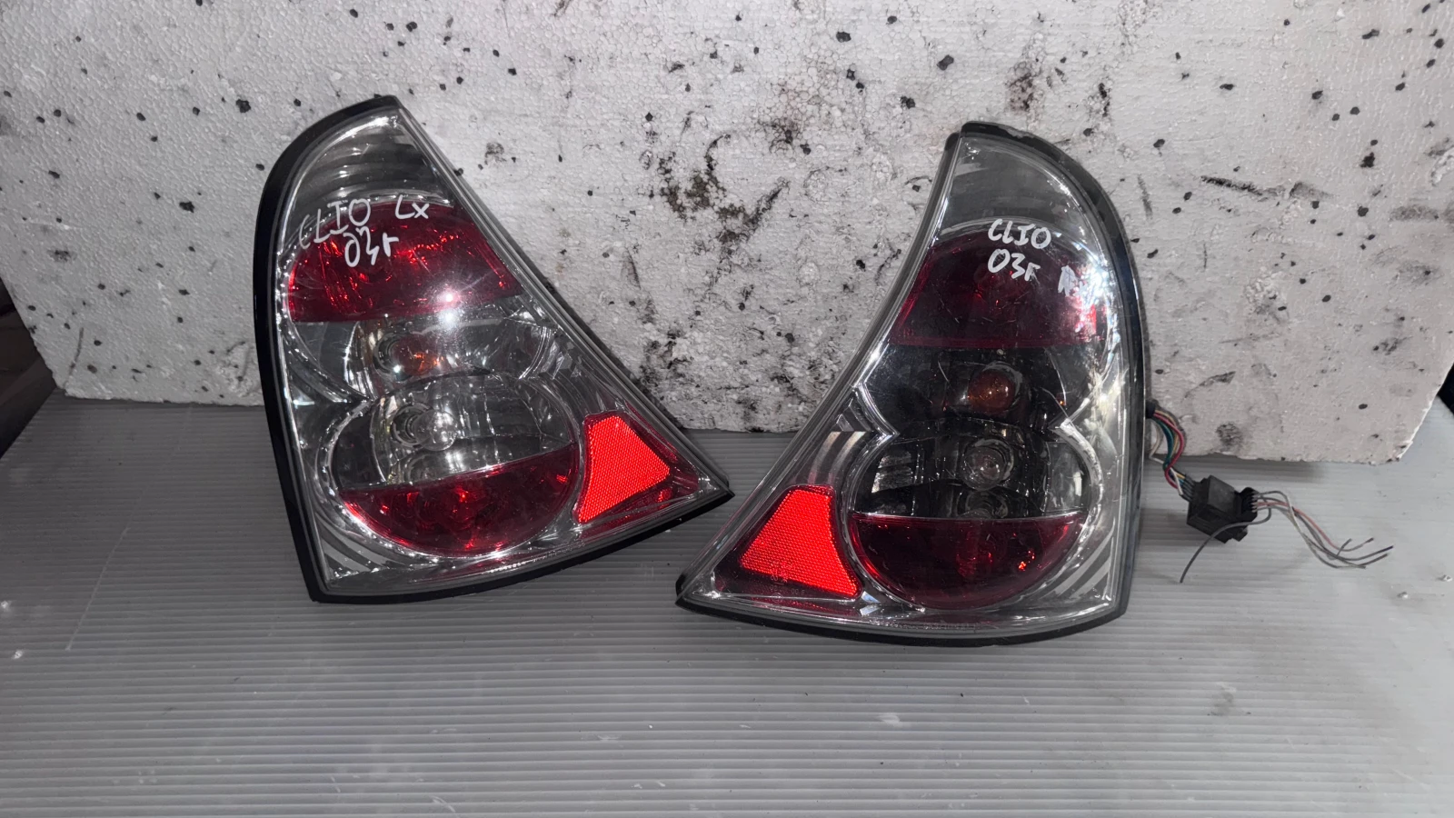  a Renault Clio 2004 - SK3710-LI0 / SK3711-LI0 | Mobile.bg   1