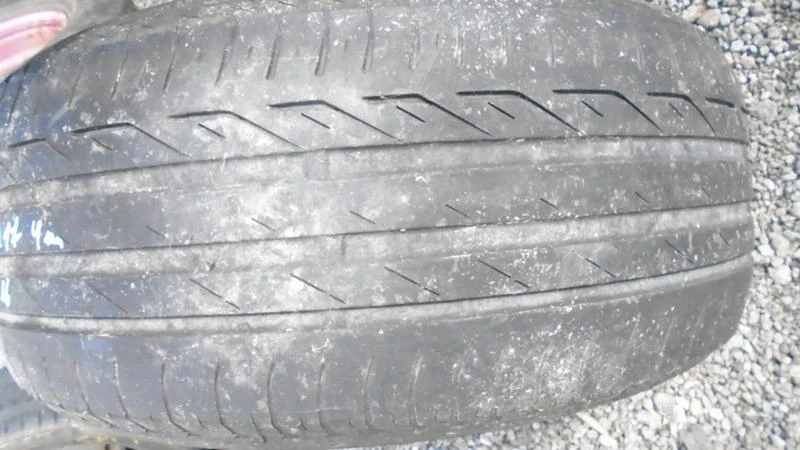 Гуми Летни 225/50R17, снимка 2 - Гуми и джанти - 22371591