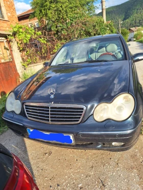     Mercedes-Benz C 240 4?4