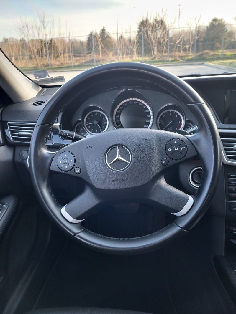 Mercedes-Benz E 350 Avantgarde, снимка 9 - Автомобили и джипове - 45324505