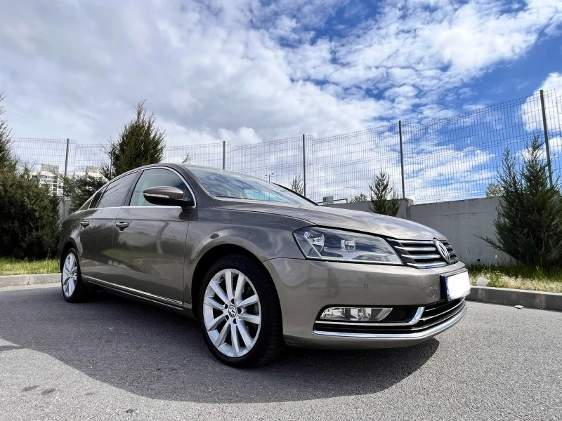 VW Passat, снимка 1 - Автомобили и джипове - 46925055