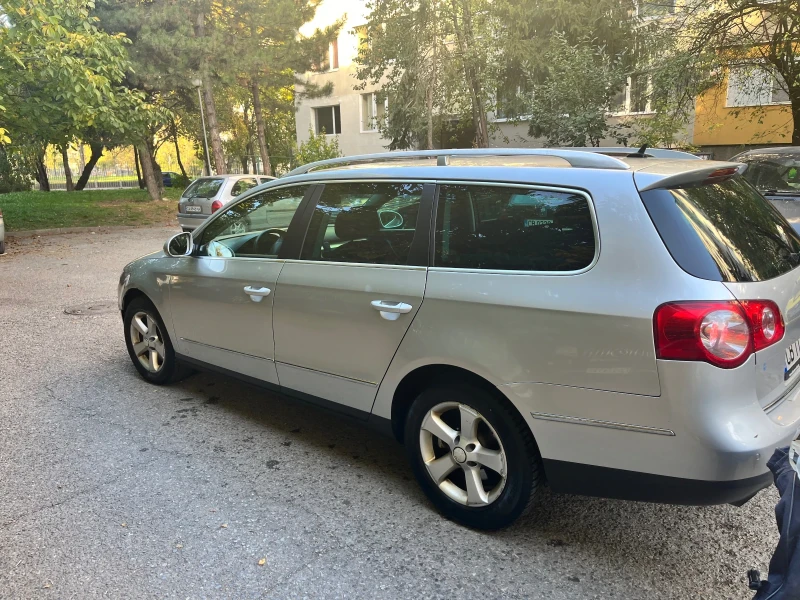 VW Passat, снимка 5 - Автомобили и джипове - 47750166