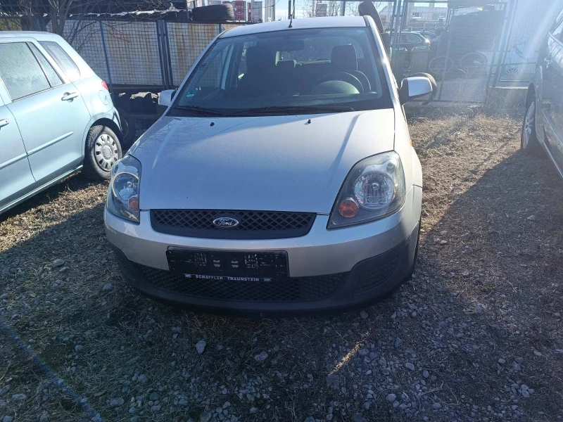 Ford Fiesta, снимка 1 - Автомобили и джипове - 48578065