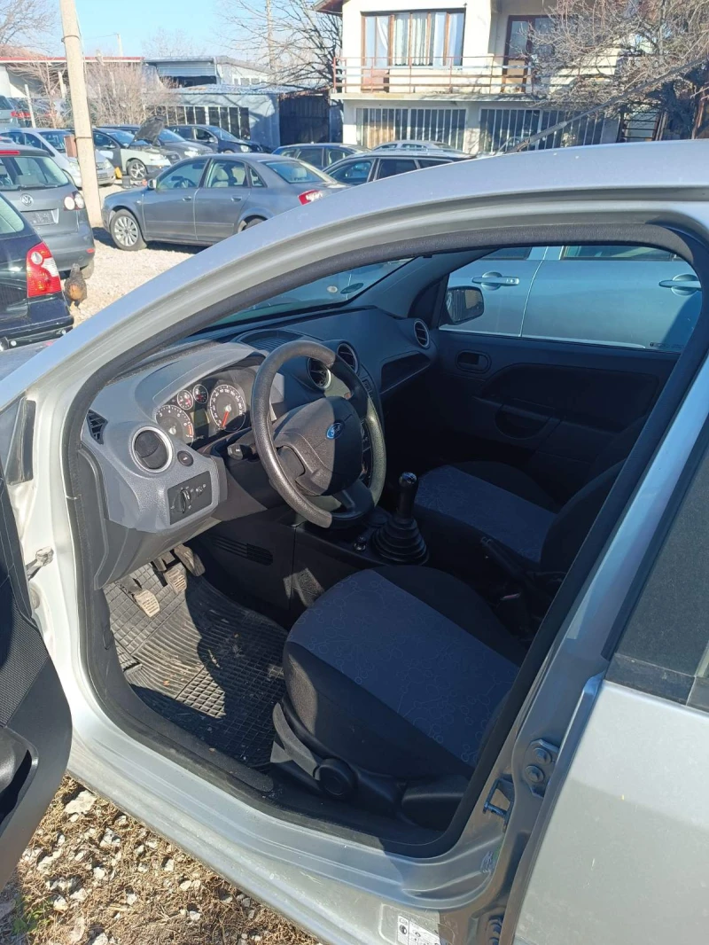 Ford Fiesta, снимка 9 - Автомобили и джипове - 48578065