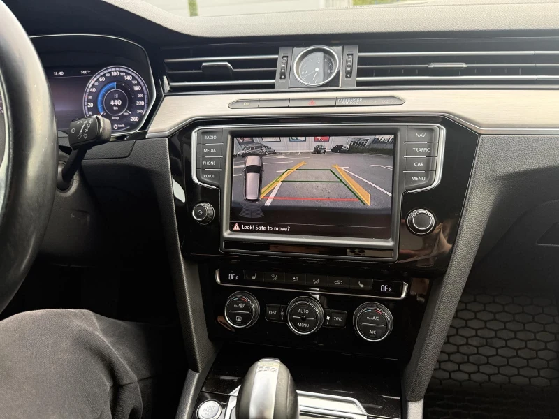 VW Passat B8, снимка 10 - Автомобили и джипове - 52602069