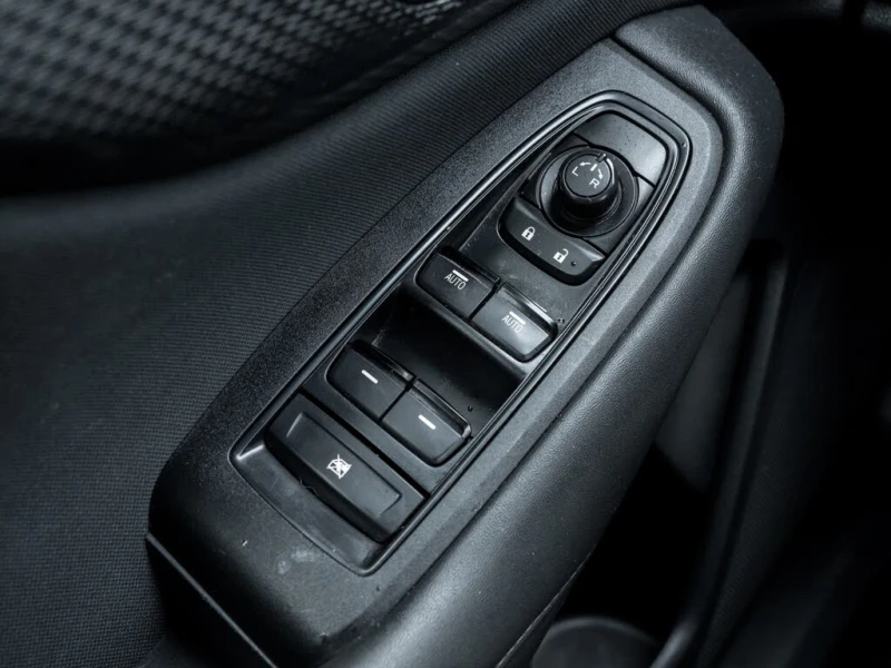 Subaru Outback Convenience* 4x4* Камера* Подгрев* CarPlay, снимка 8 - Автомобили и джипове - 52554841