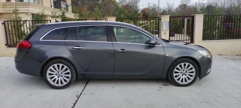 Opel Insignia, снимка 5 - Автомобили и джипове - 52635966