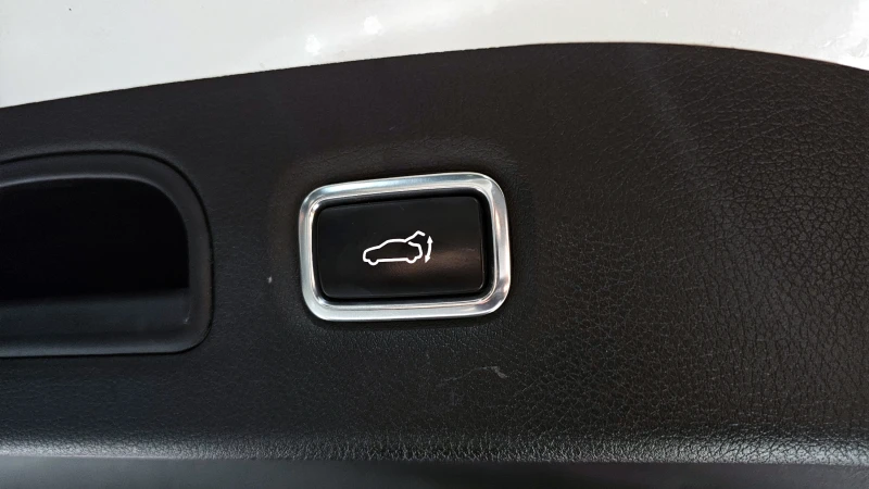 Kia Stinger 3.3T 2WD GT, снимка 17 - Автомобили и джипове - 52688912