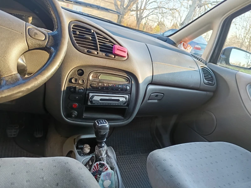 VW Sharan, снимка 10 - Автомобили и джипове - 52775533