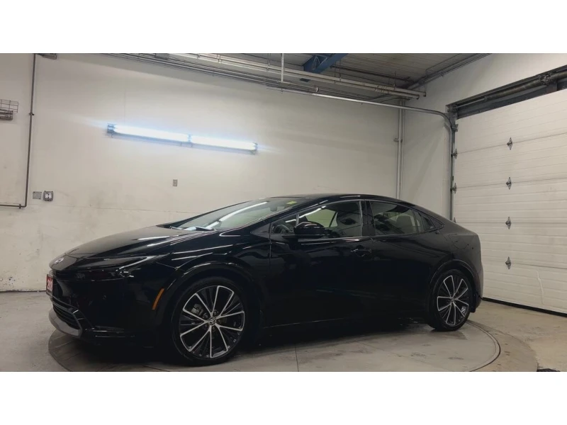 Toyota Prius XLE AWD CARFAX, снимка 4 - Автомобили и джипове - 53010521