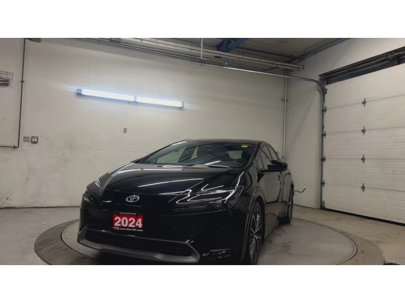 Toyota Prius XLE AWD CARFAX, снимка 3 - Автомобили и джипове - 53010521