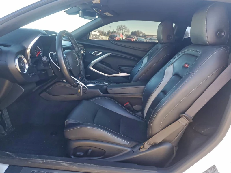 Chevrolet Camaro SS, снимка 7 - Автомобили и джипове - 53074671