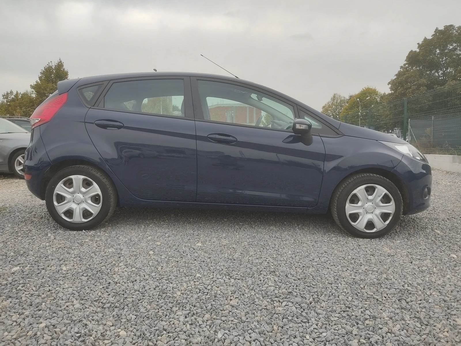 Ford Fiesta 1.4HDi/КЛИМАТРОНИК/70к.с - изображение 4