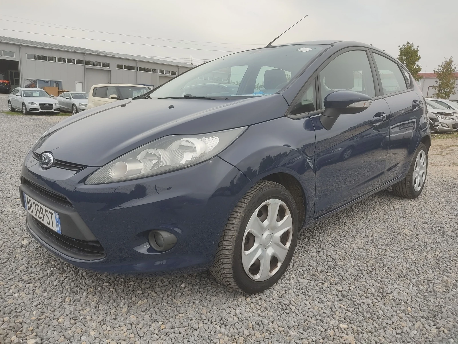 Ford Fiesta 1.4HDi/КЛИМАТРОНИК/70к.с - изображение 2