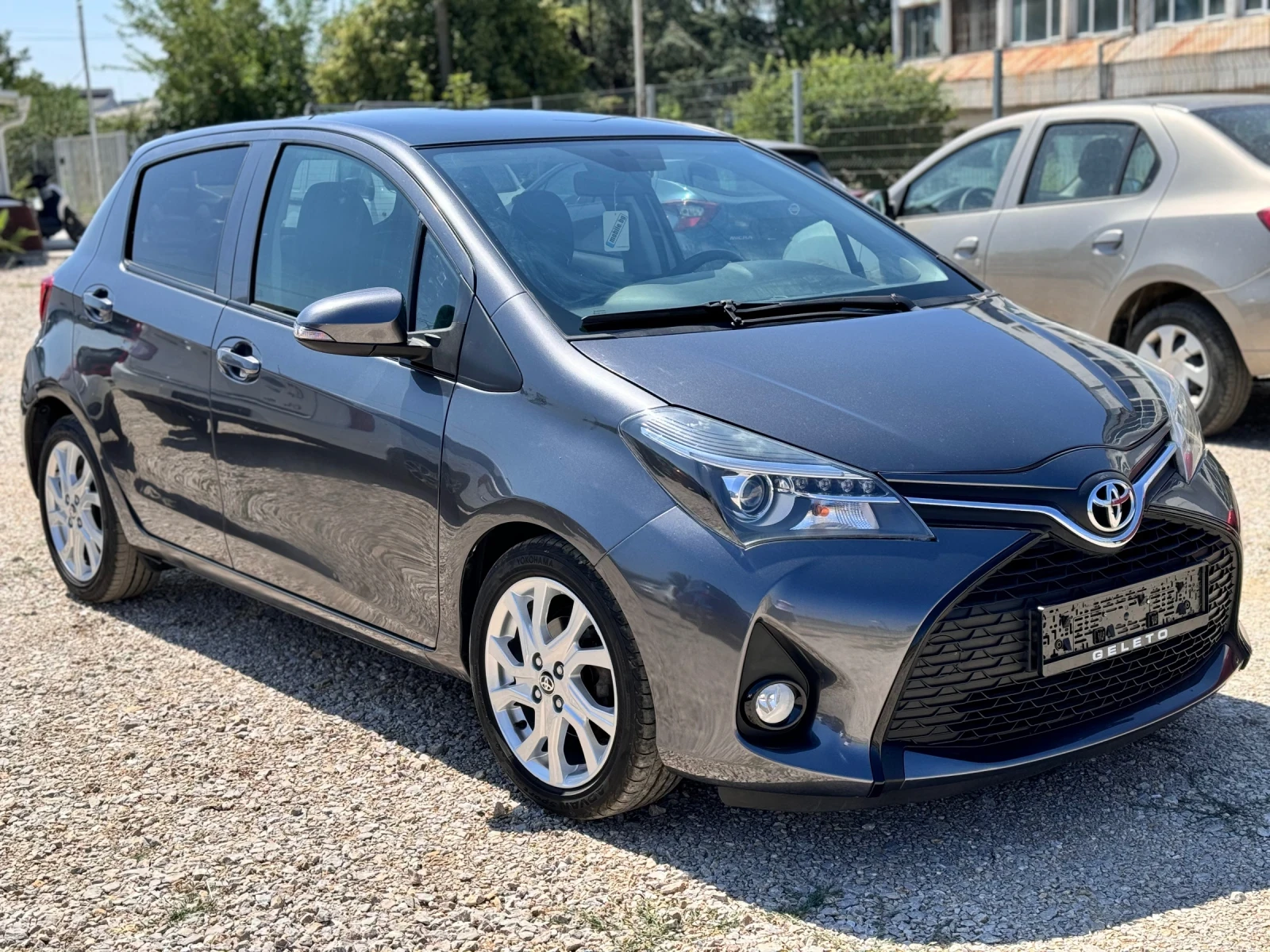 Toyota Yaris 1.4d4d full/пано/кожа/нави - изображение 8