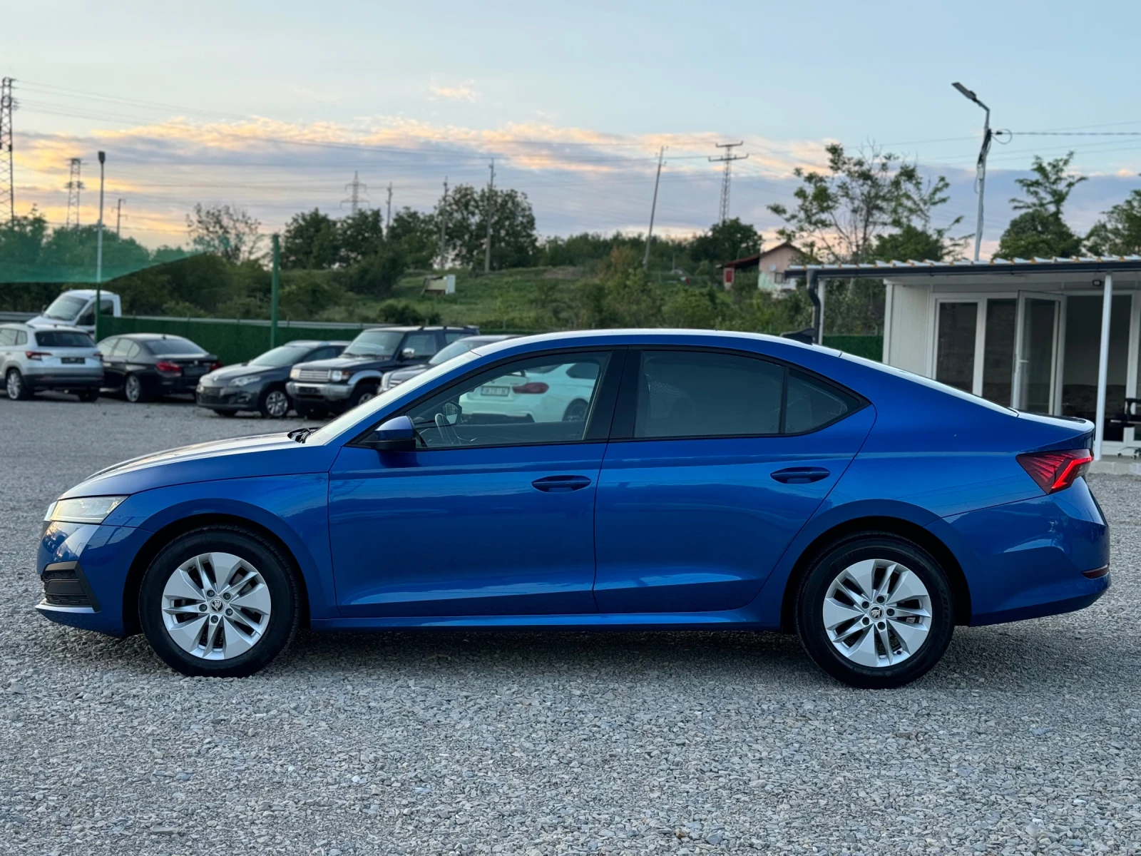 Skoda Octavia Digital, Седан, Дистроник, Камера, 150к.с - изображение 4