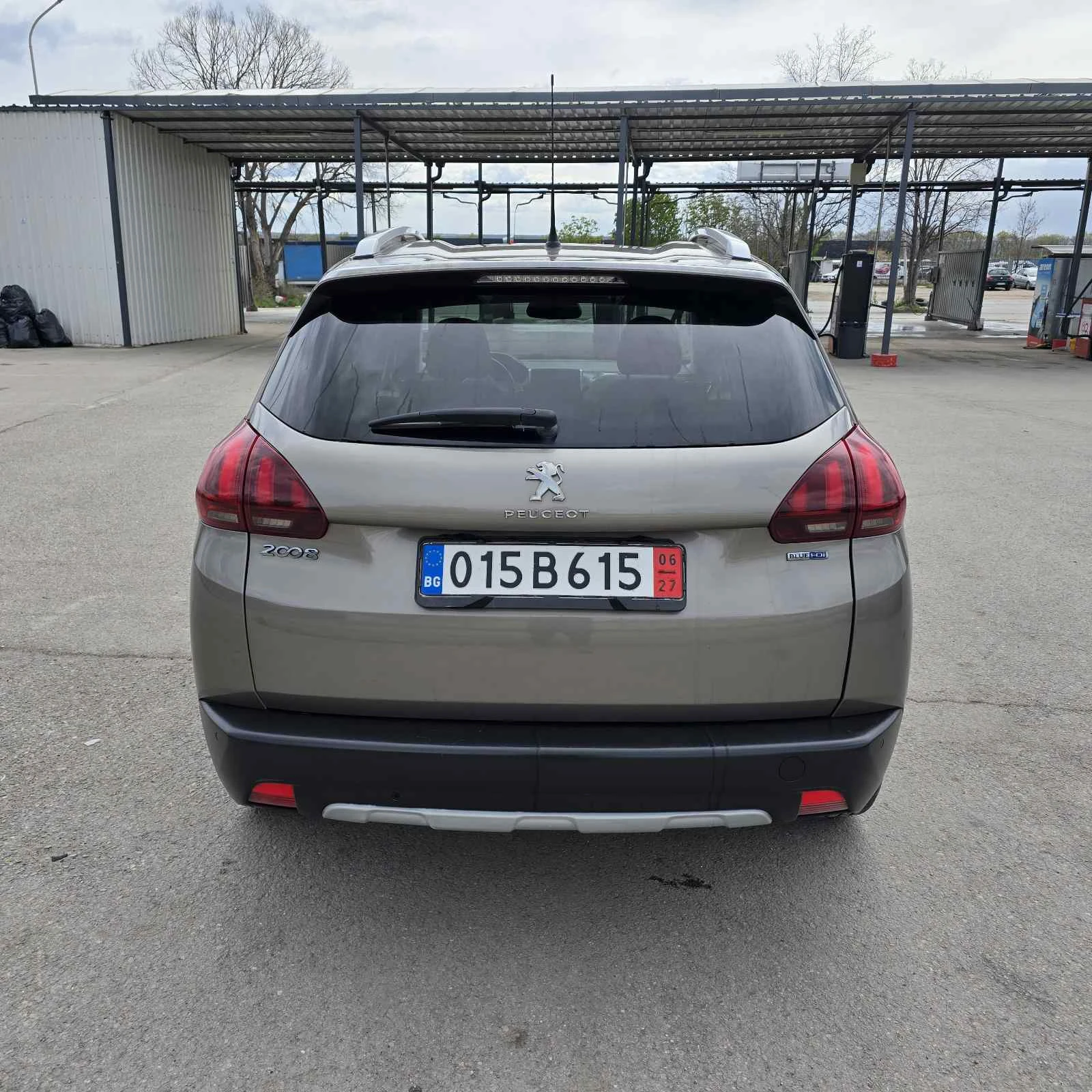 Peugeot 2008 КАТО НОВ/FACELIFT/Кожа/CR0SSOVER - изображение 6