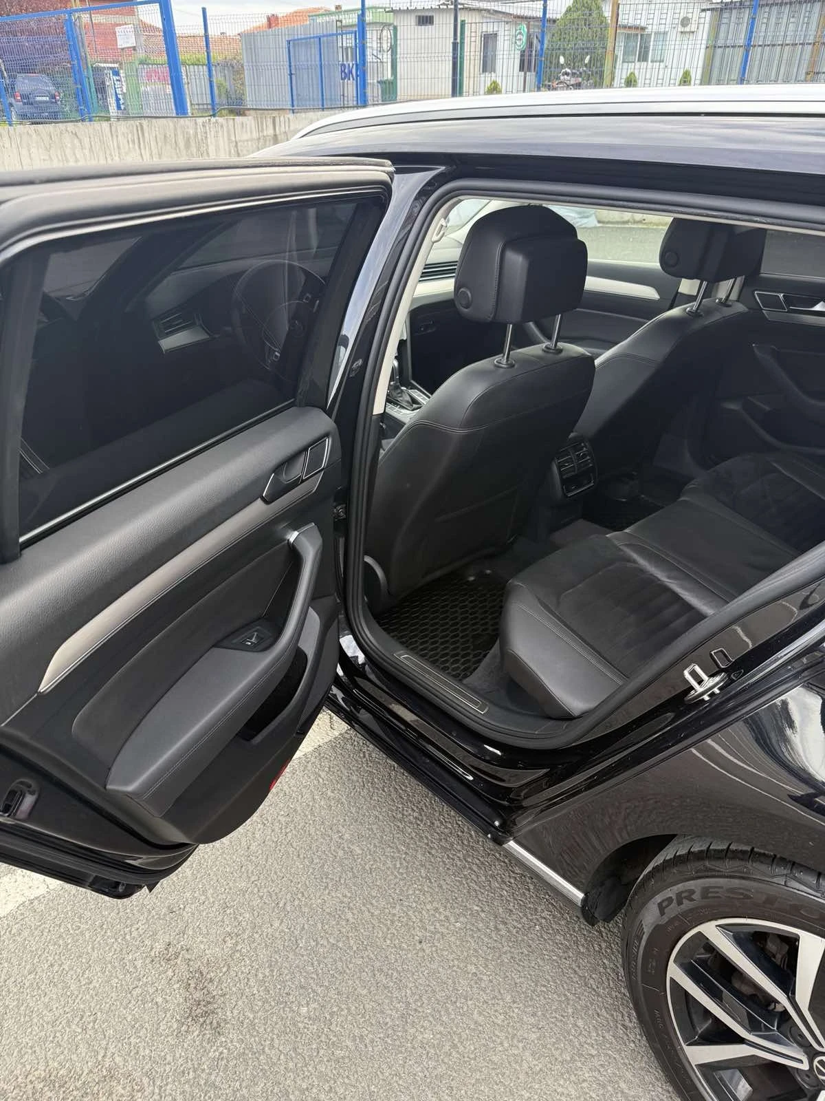 VW Passat B8 - изображение 8