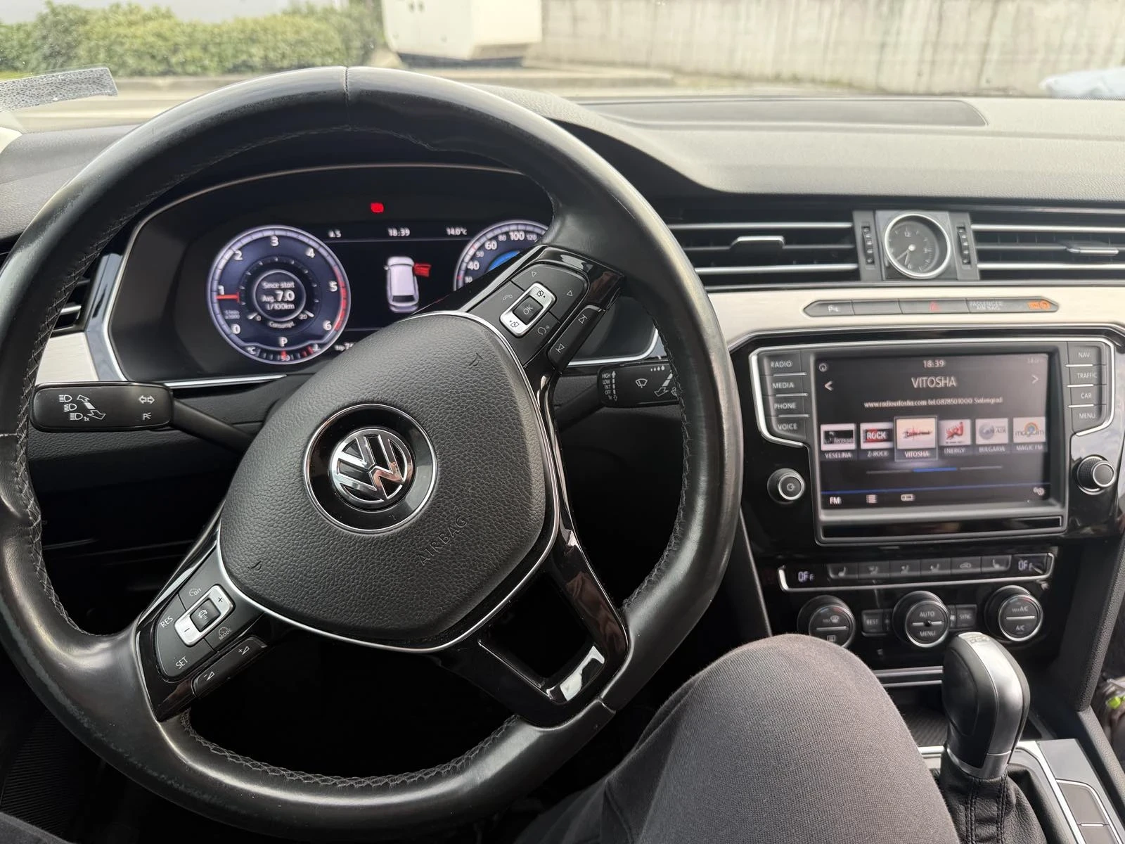 VW Passat B8 | Mobile.bg   13