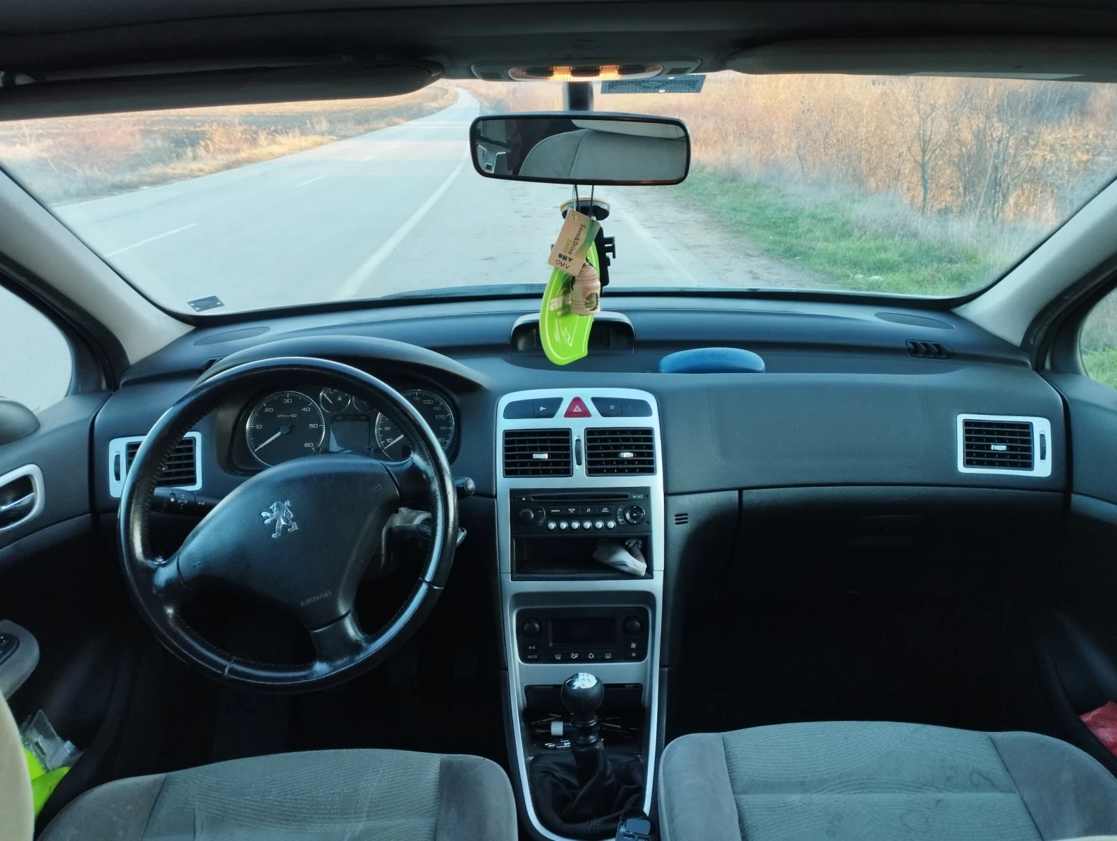 Peugeot 307 2.0 - изображение 3