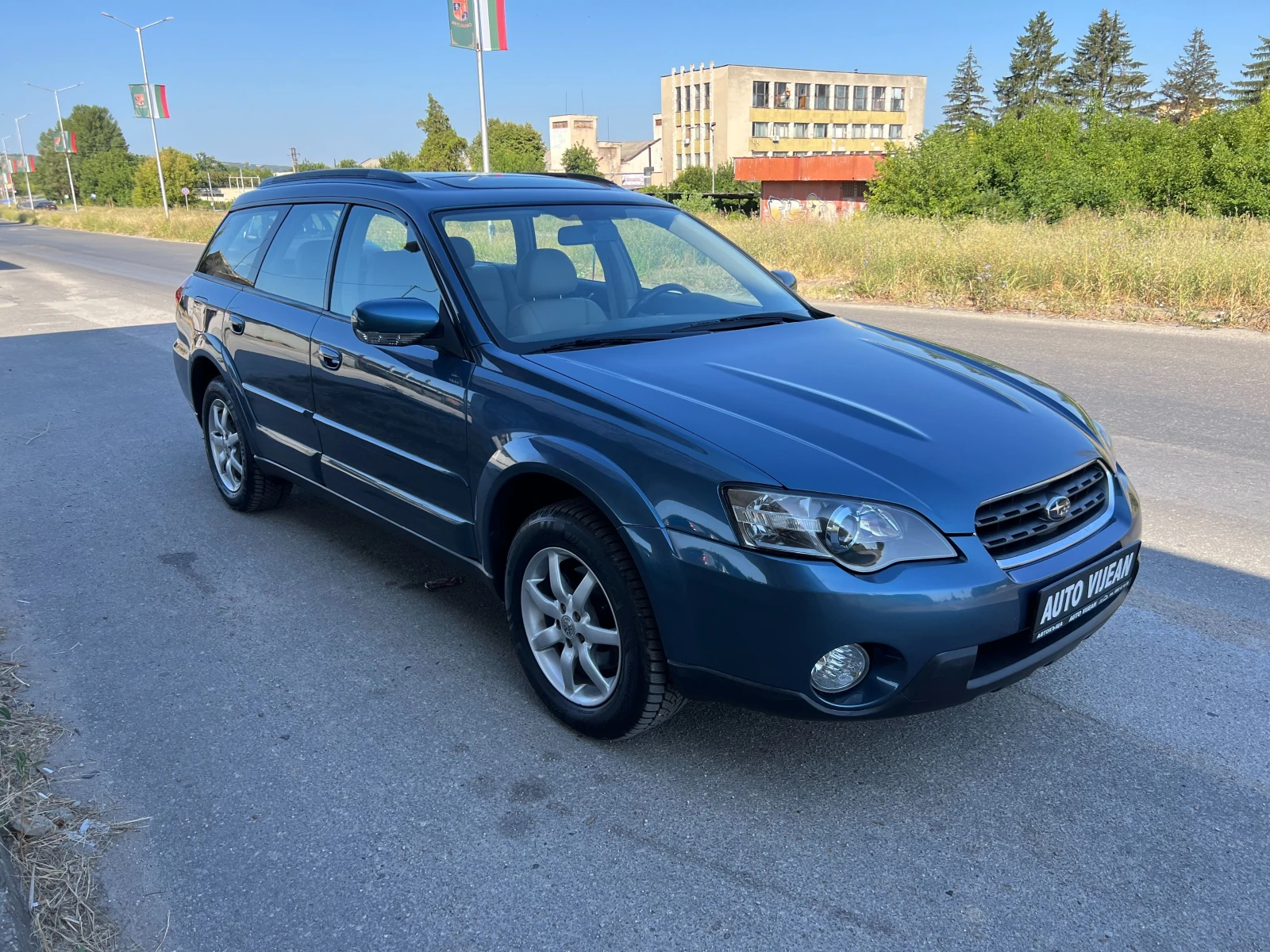 Subaru Outback 3.0-БЕНЗИН-4Х4 - изображение 3