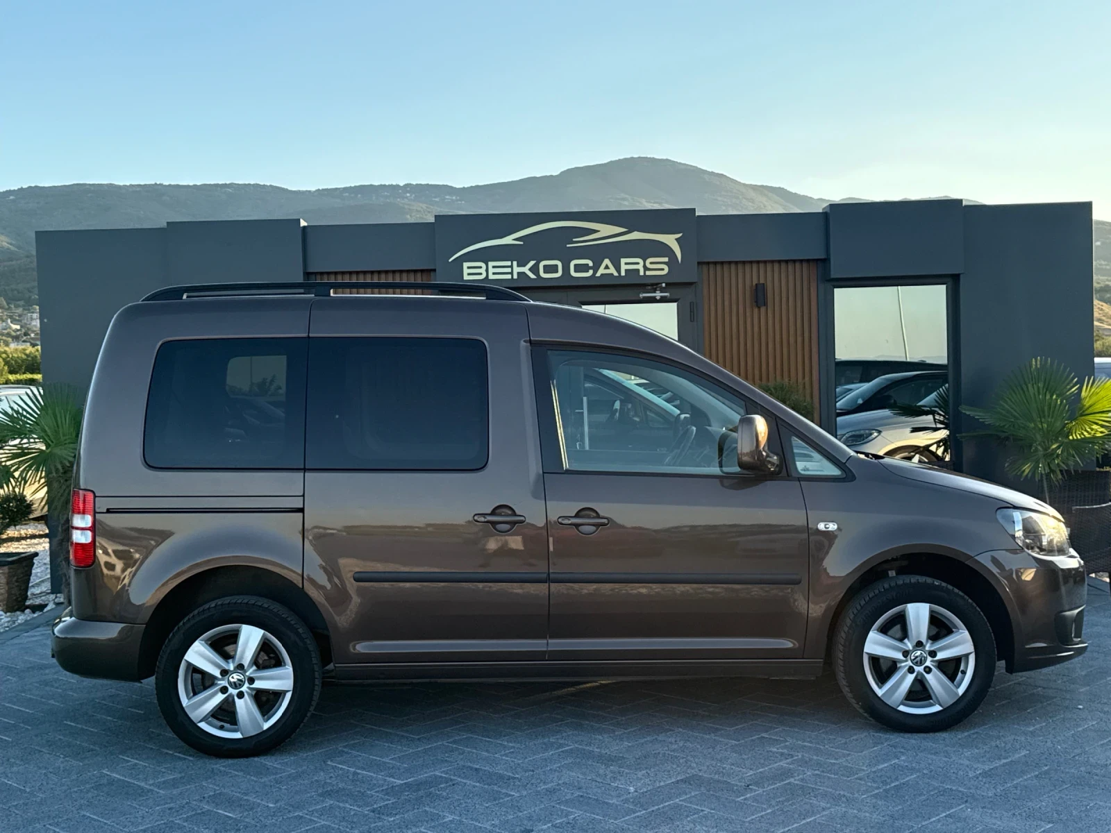 VW Caddy Нов внос от Люксенбург! - изображение 4