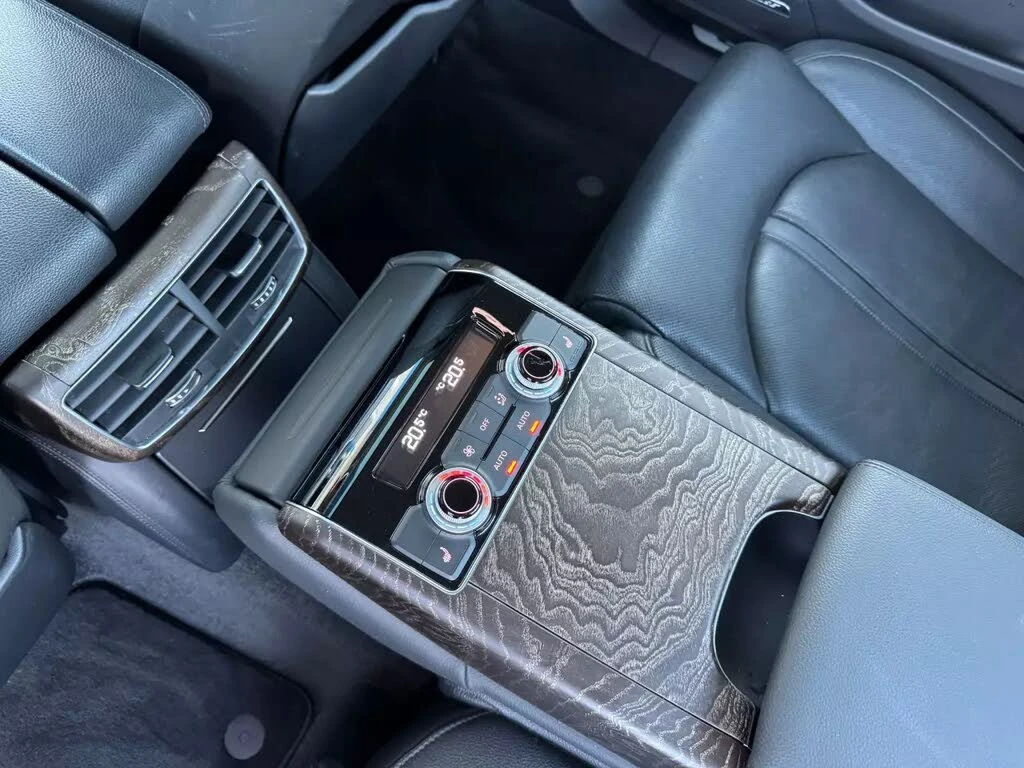 Audi A8 *  *    *   *  | Mobile.bg   16