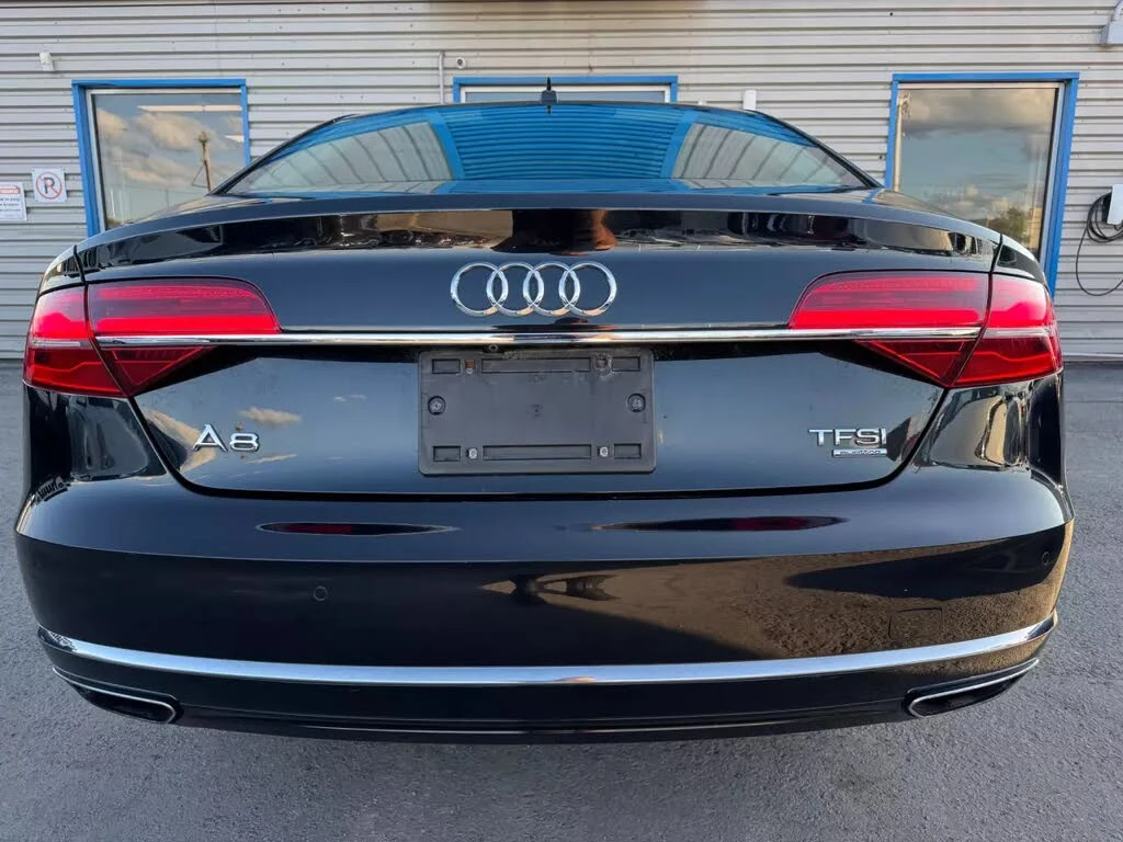 Audi A8 * АВТО КРЕДИТ* ЦЕНА ДО БГ * СЕРВИЗНА ИСТОРИЯ *  - изображение 4