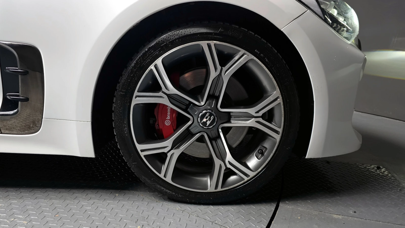 Kia Stinger 3.3T 2WD GT autogeorge.com - изображение 5