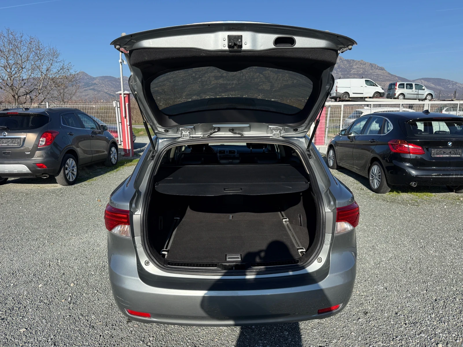 Toyota Avensis (KATO ����) | Mobile.bg � ����������� 13