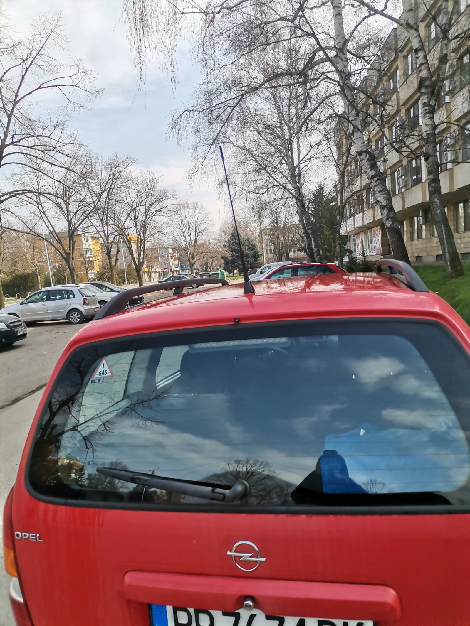 Opel Astra, снимка 3 - Автомобили и джипове - 55957136