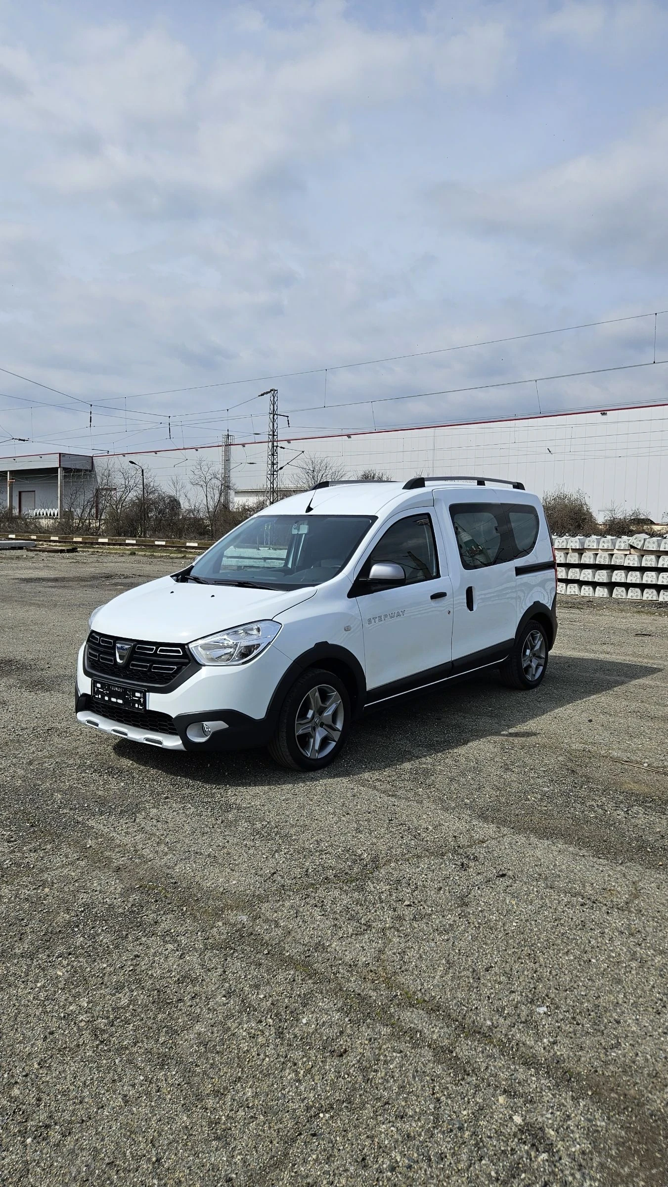 Dacia Dokker 1.6 SCe / Фабрична Газ 