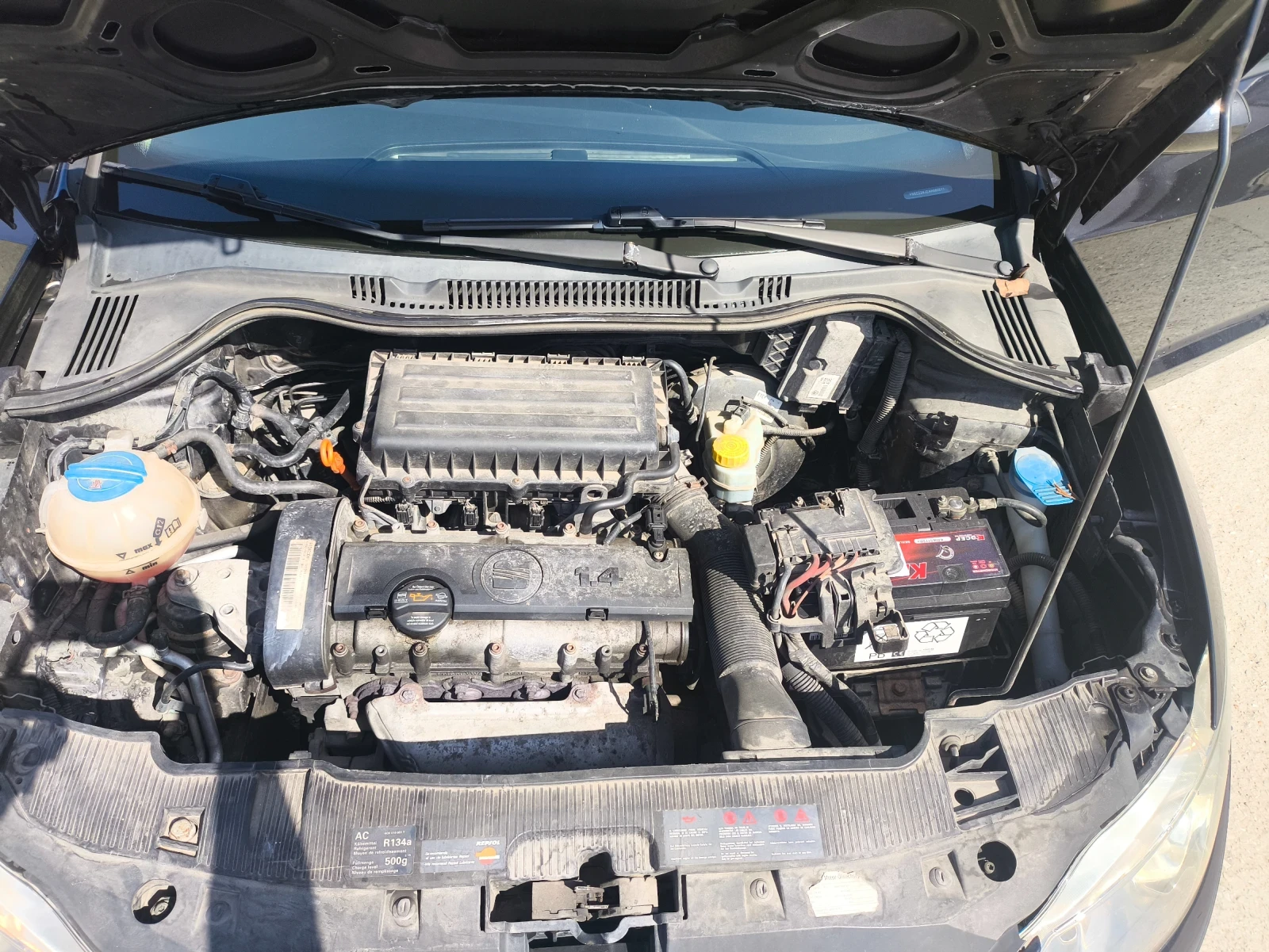 Seat Ibiza 1.4 85к.с. Бензин, снимка 13 - Автомобили и джипове - 53935248