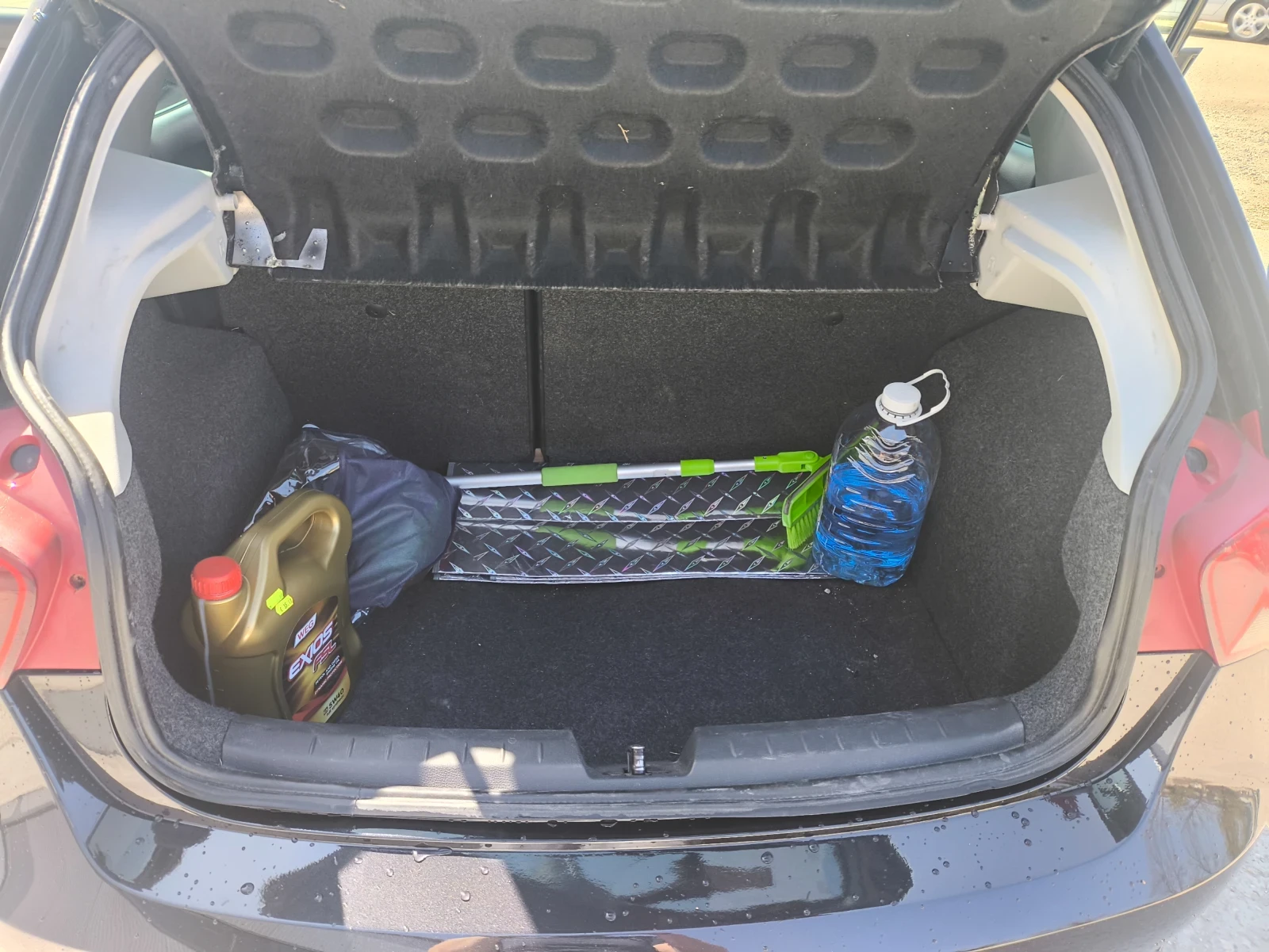 Seat Ibiza 1.4 85к.с. Бензин, снимка 11 - Автомобили и джипове - 53935248