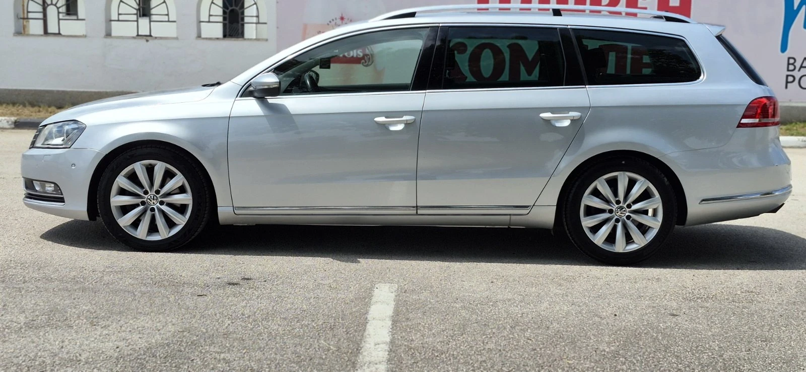 VW Passat 2, 0 TDI Variant  Highline , снимка 6 - Автомобили и джипове - 54576665