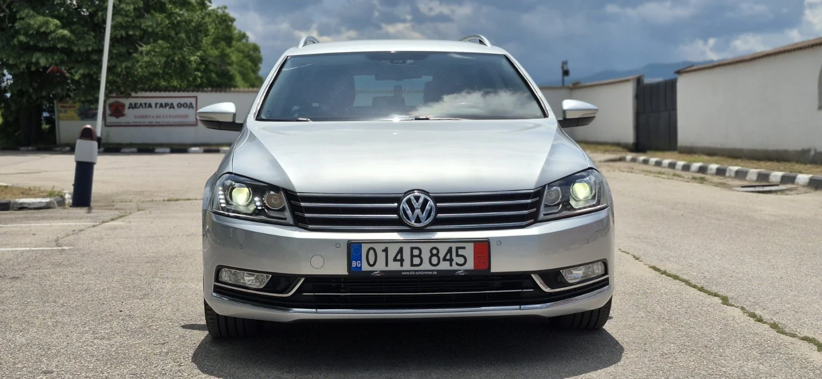 VW Passat 2, 0 TDI Variant  Highline , снимка 3 - Автомобили и джипове - 54576665