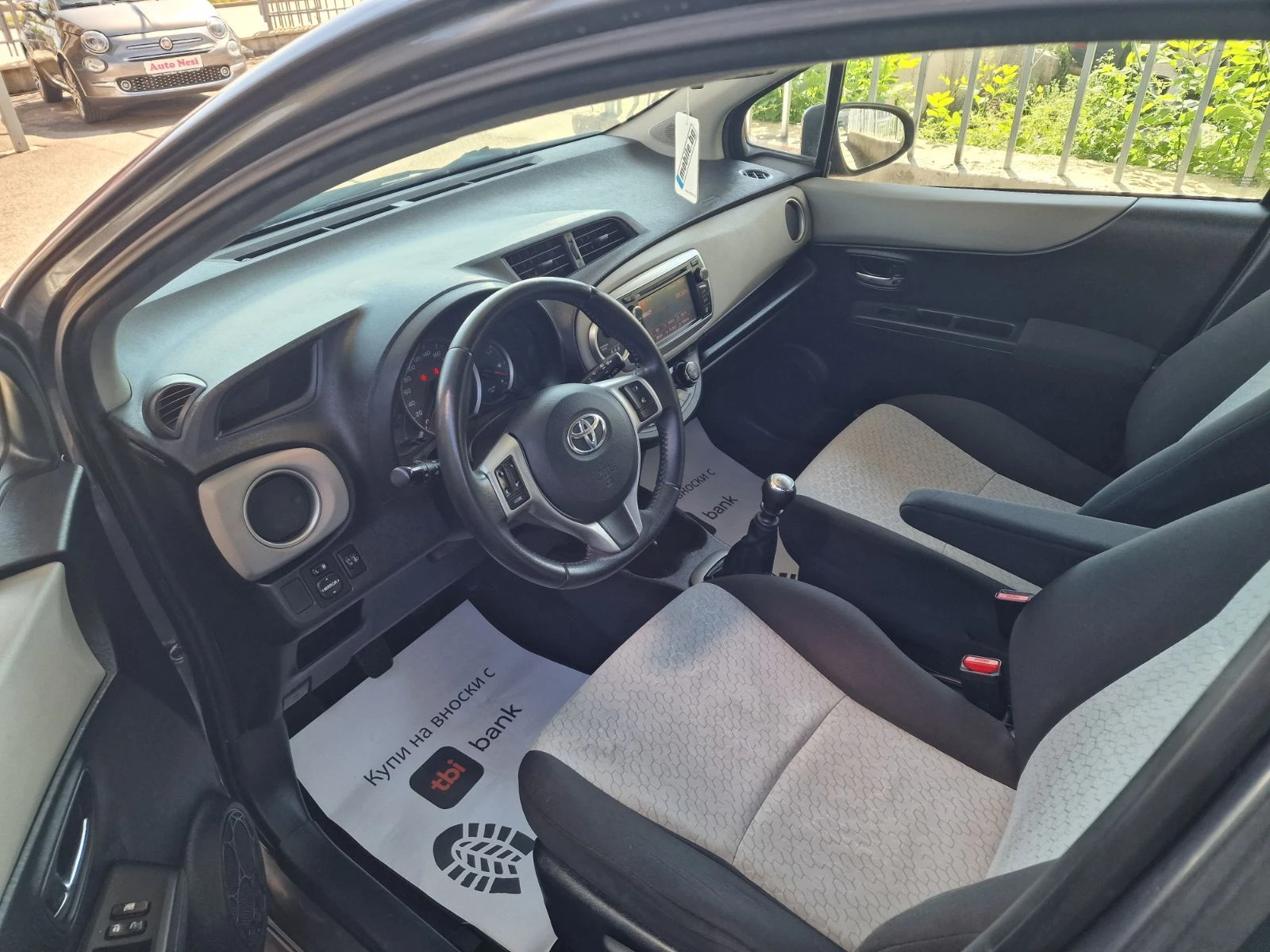Toyota Yaris 1.4D4D-NAVI-CAMERA, снимка 5 - Автомобили и джипове - 54681691