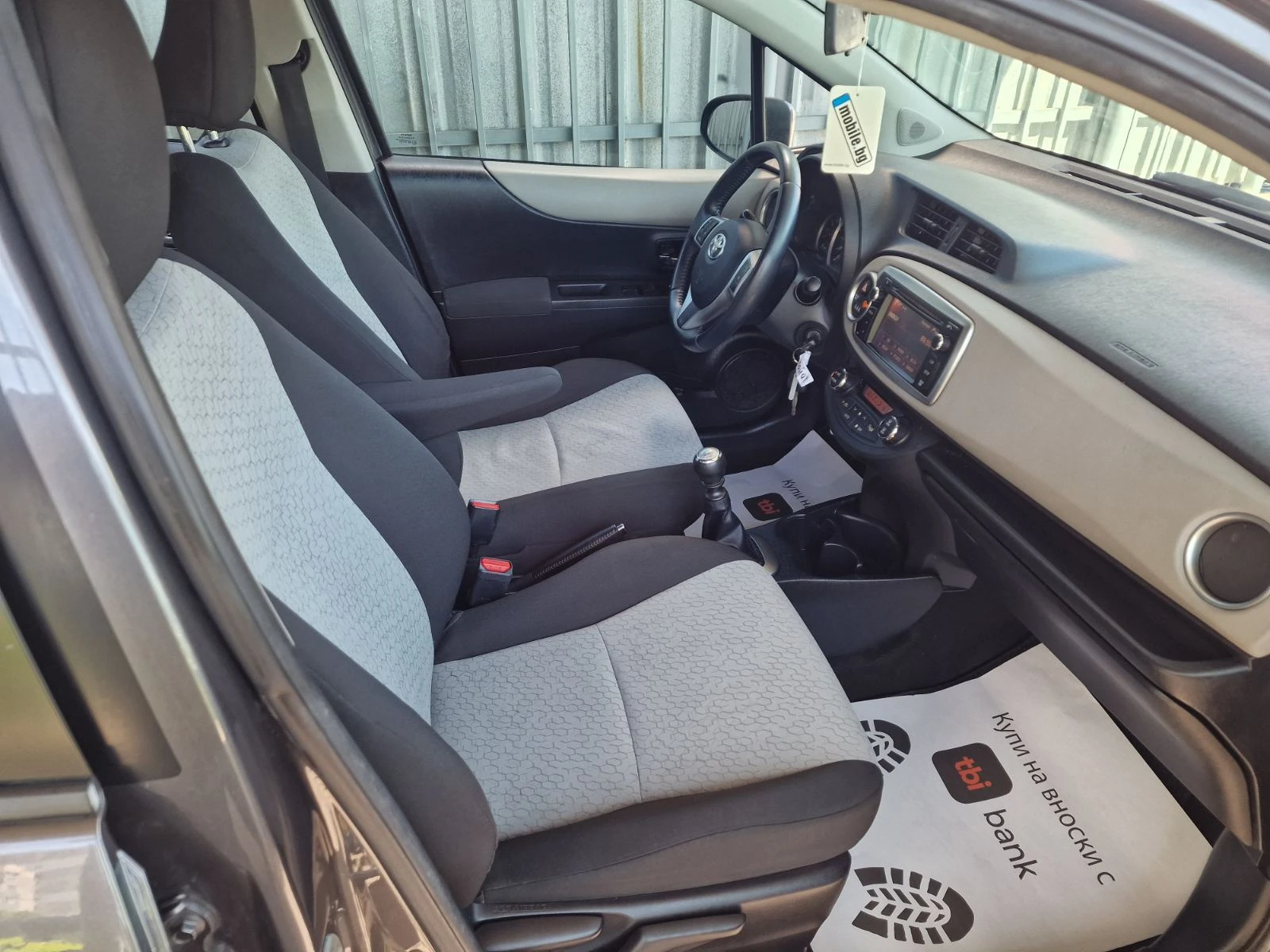 Toyota Yaris 1.4D4D-NAVI-CAMERA, снимка 10 - Автомобили и джипове - 54681691