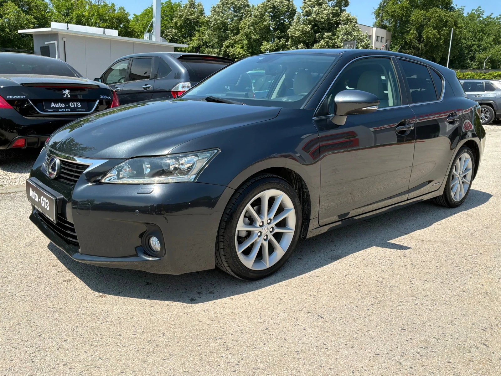 Lexus CT 200h 1.8h 134к.с luxury NAVI Кожа