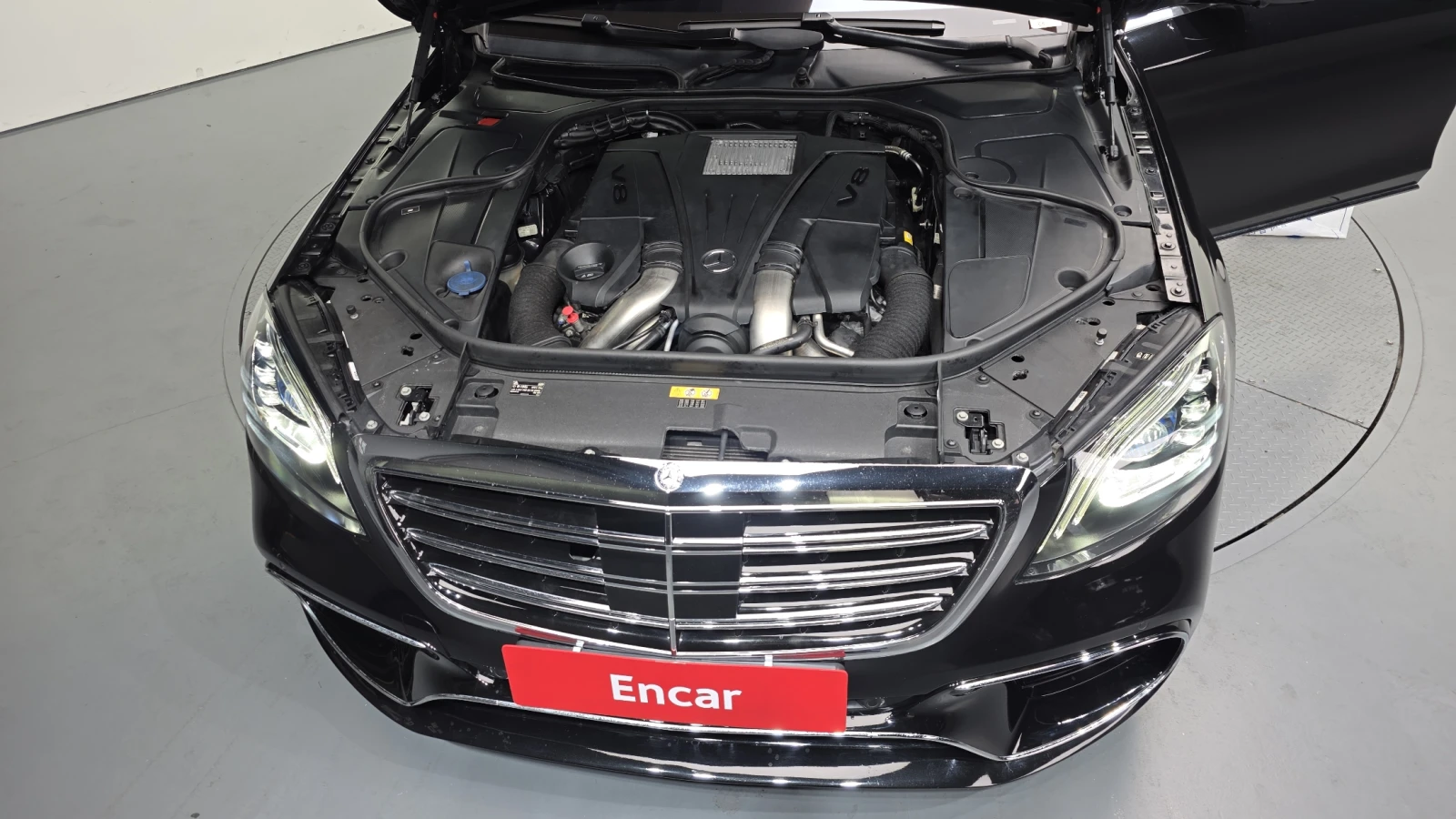 Mercedes-Benz S 500 63 AMG FACE* МАСАЖ* ОБДУХ* ВАКУМ* 360* DIS* КРАЙНА, снимка 17 - Автомобили и джипове - 54876356