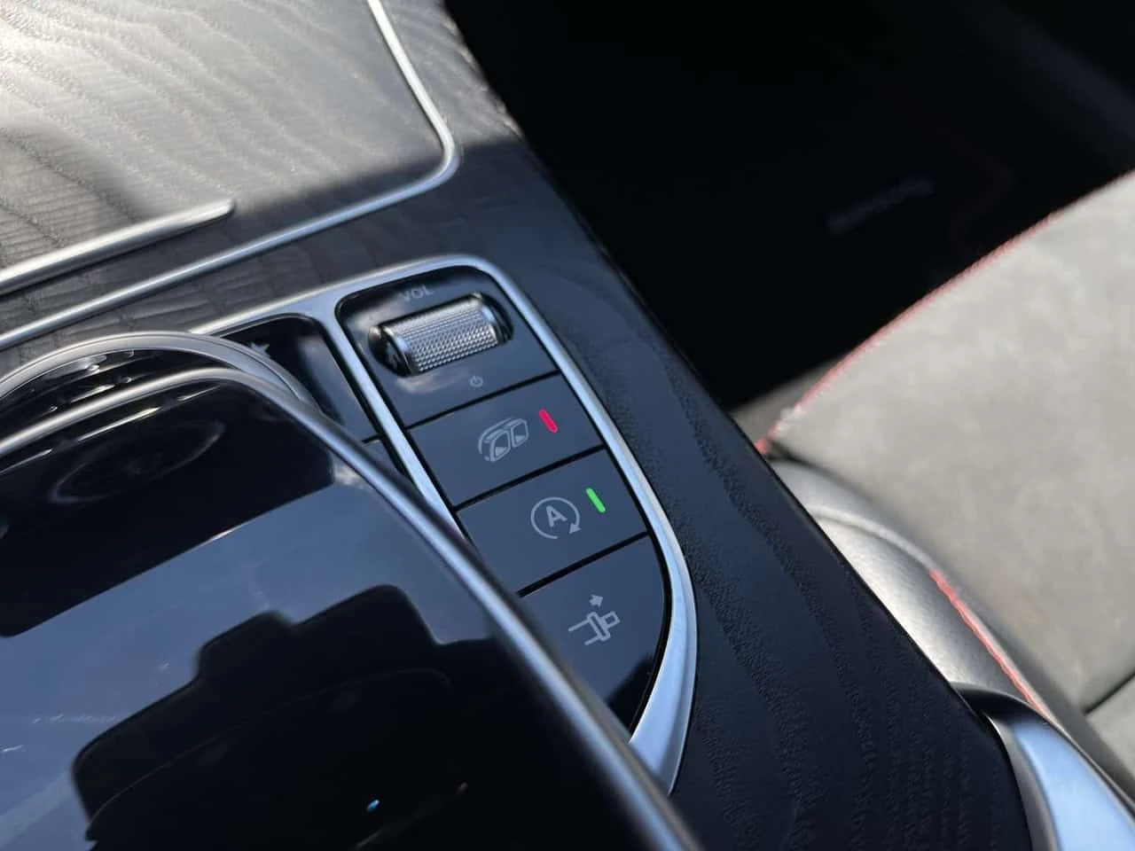 Mercedes-Benz C 43 AMG BURMESTER| ALCANTARA| DIS| PANO| 360CAM| ПАМЕТ, снимка 12 - Автомобили и джипове - 54933105