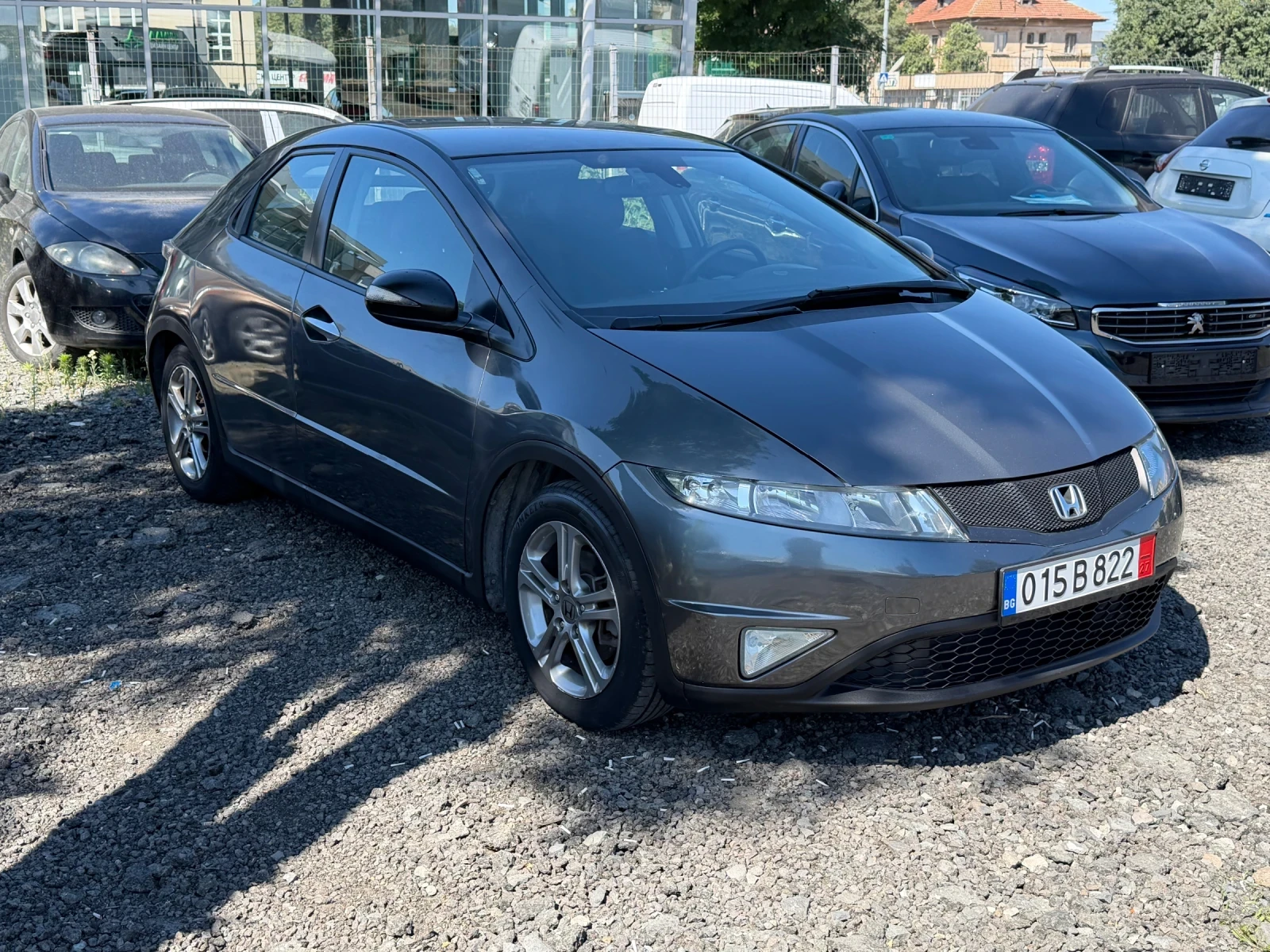 Honda Civic 1, 4 LPG + navi+ kamera, снимка 2 - Автомобили и джипове - 54994685