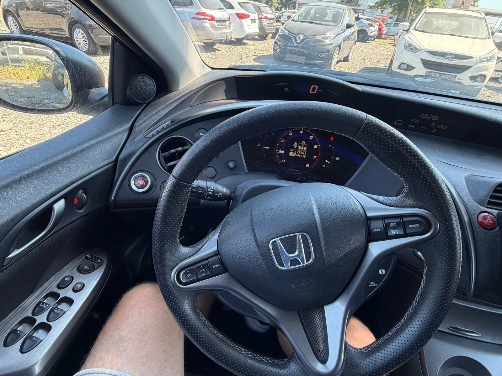 Honda Civic 1, 4 LPG + navi+ kamera, снимка 15 - Автомобили и джипове - 54994685